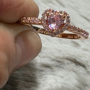 Pandora Rosegold size 7 Elegant Pink Heart Ring